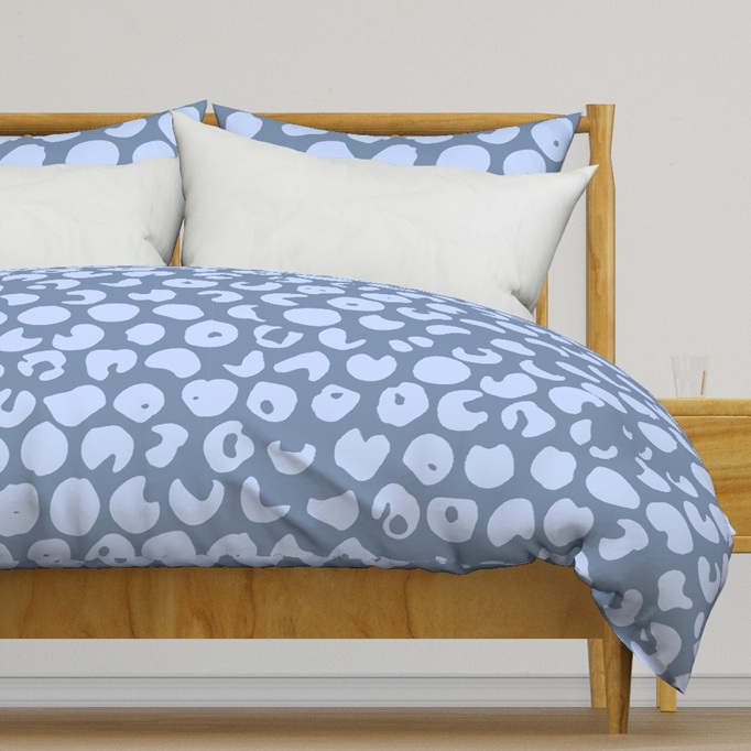 Copripiumone- Pluriball light blue - By Fotopoiesi su Redbubble e su Spoonflower